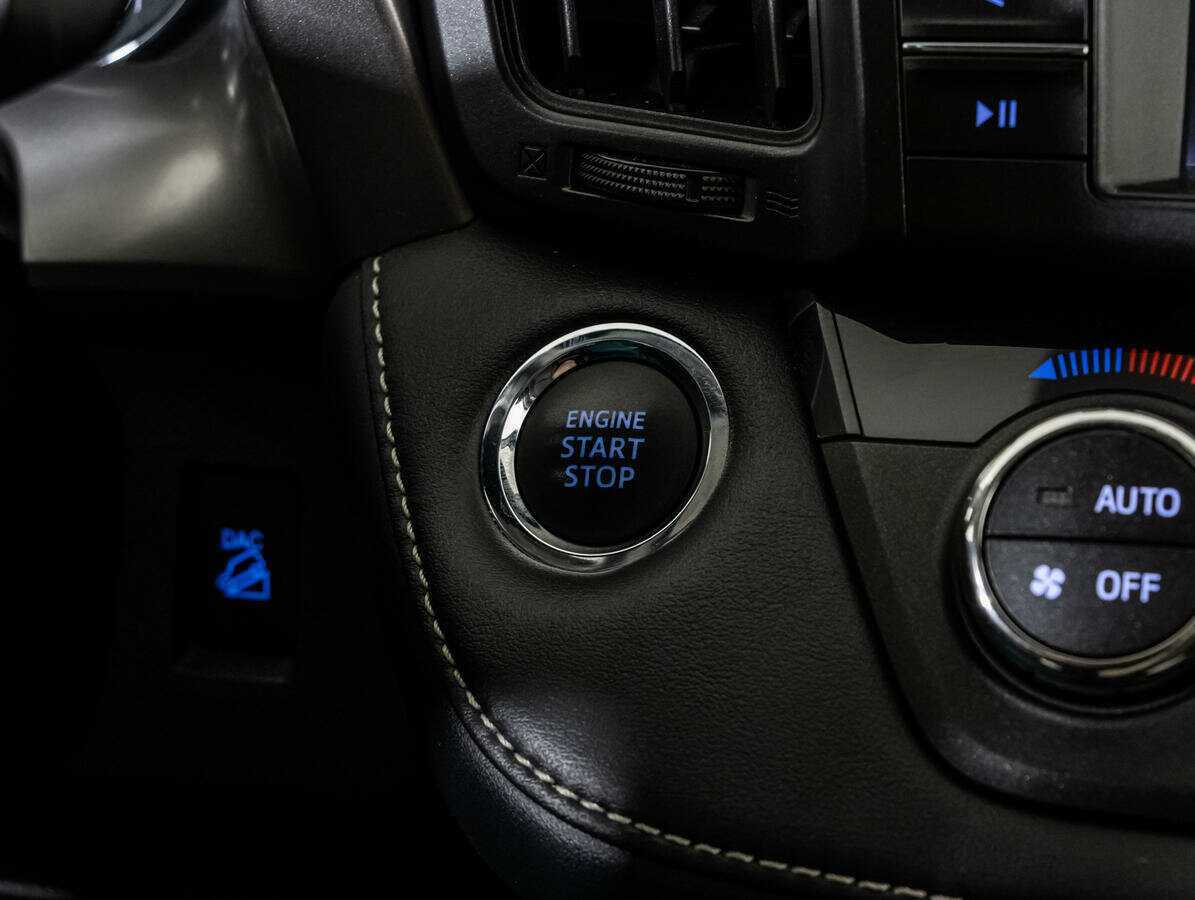 Toyota RAV4, 2016 Фото №18