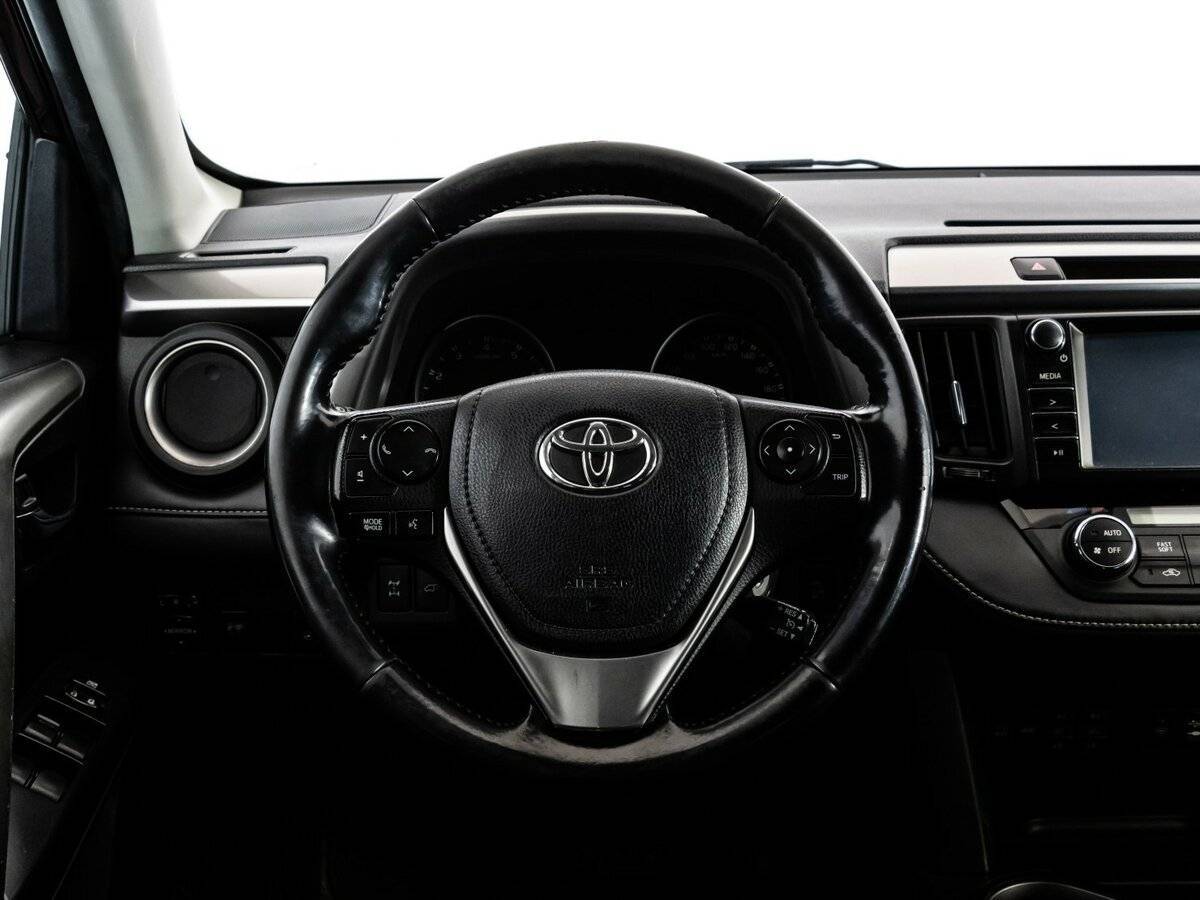 Toyota RAV4, 2017 Фото №10