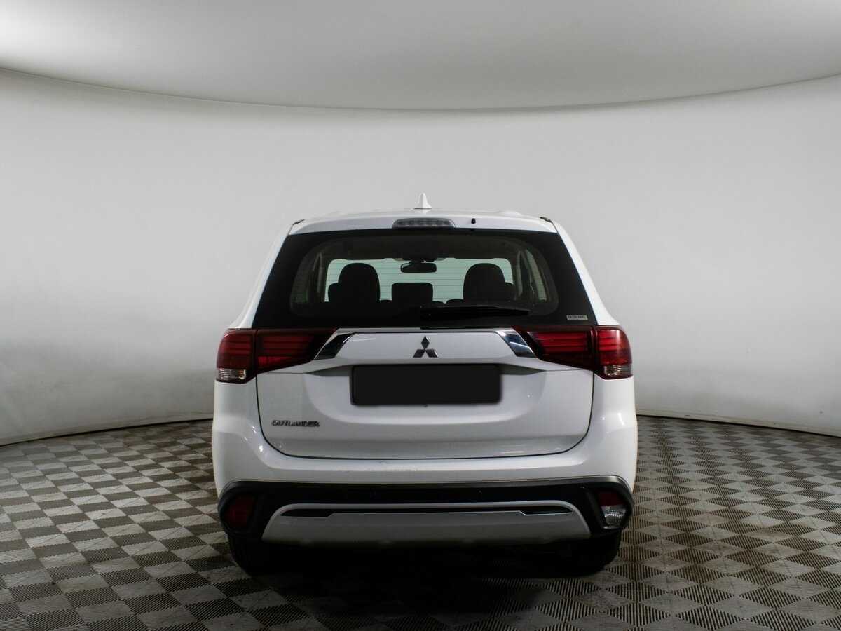 Mitsubishi Outlander, 2020 Фото №6