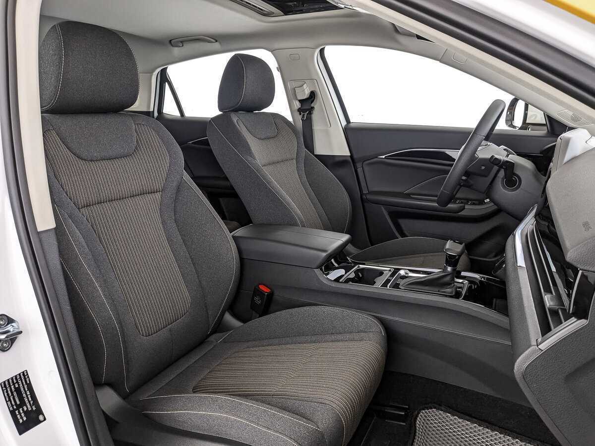 FAW Bestune B70, 2023 Фото №29