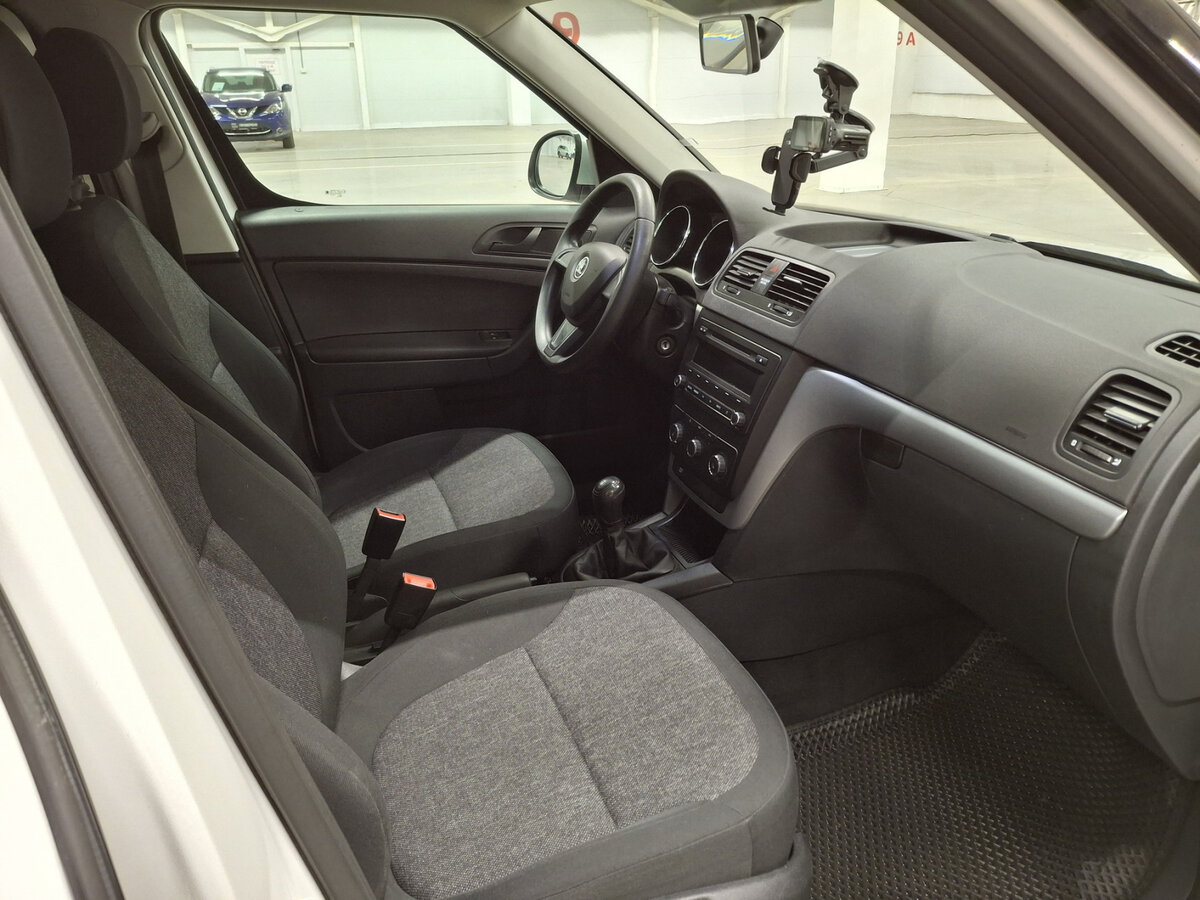 Skoda Yeti I Рестайлинг, 2014 Фото №10