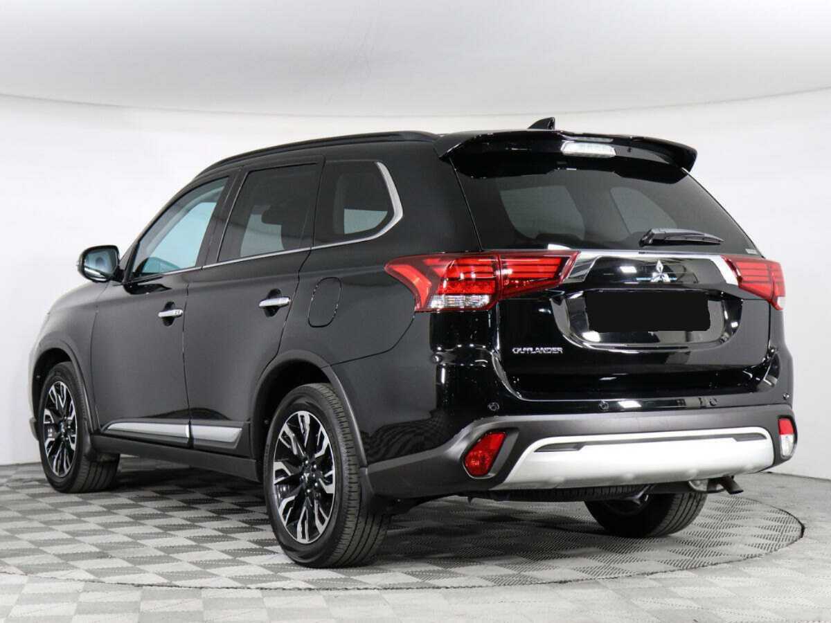 Mitsubishi Outlander, 2022 Фото №7
