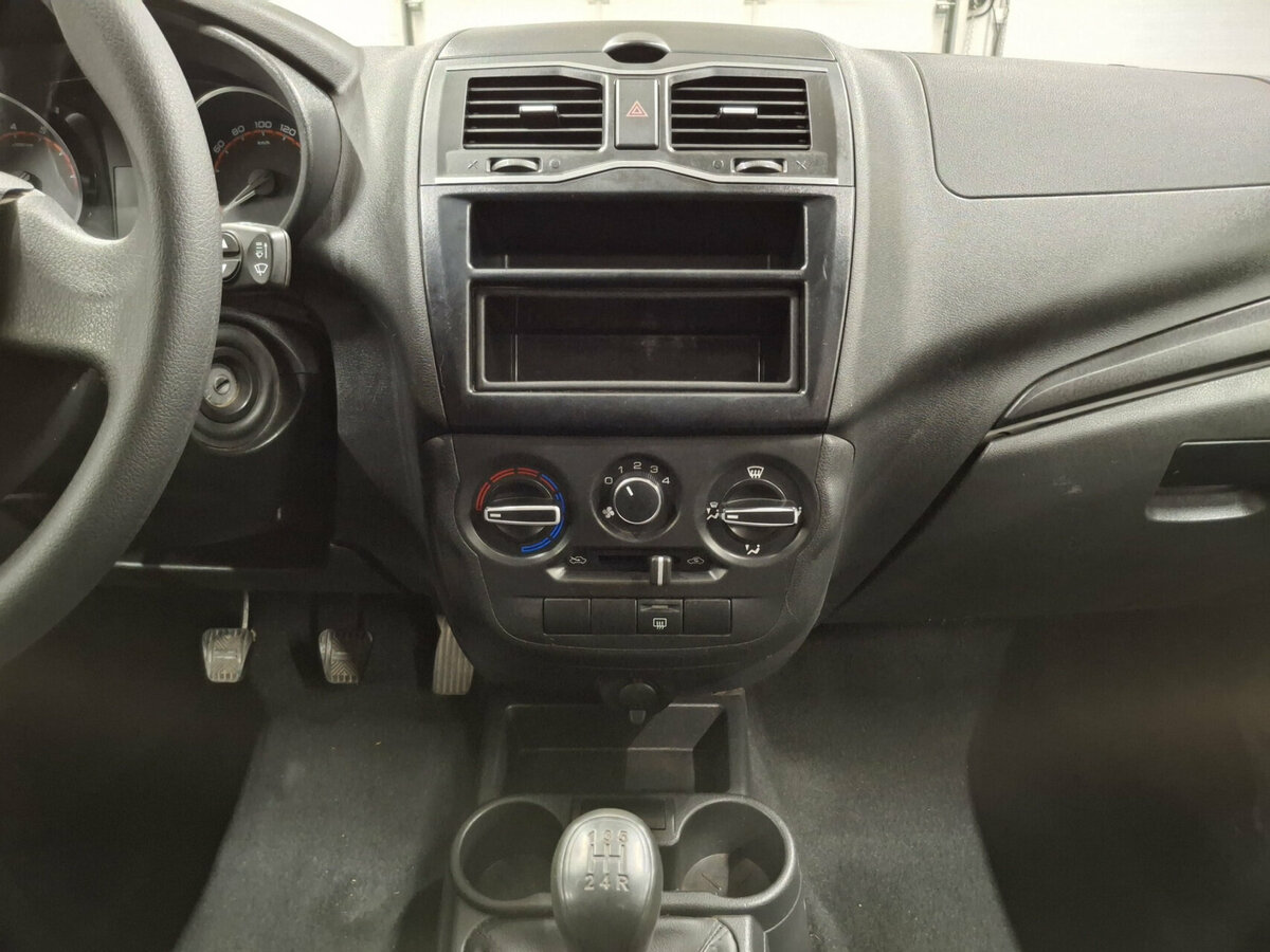 Lada (ВАЗ) Granta I Рестайлинг, 2020 Фото №15