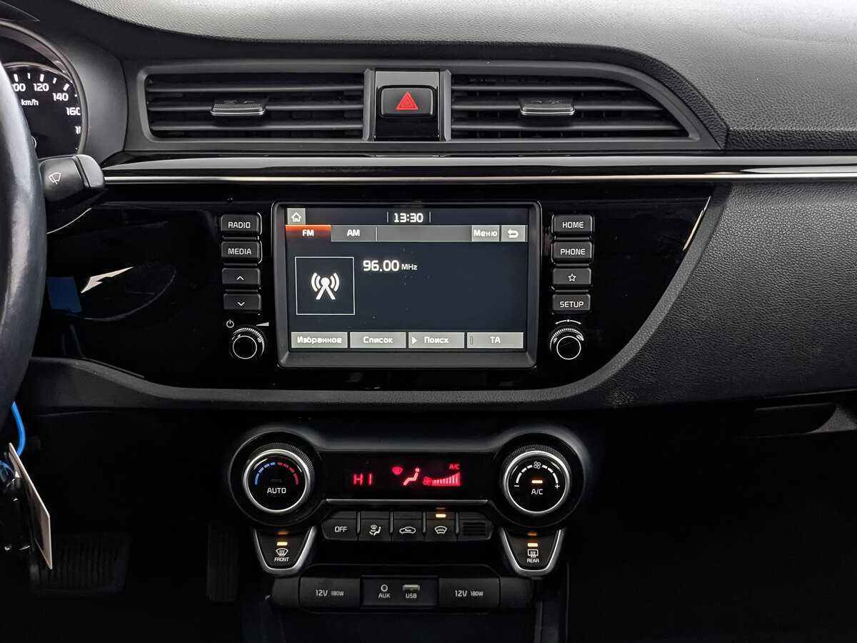 Kia Rio, 2018 Фото №15