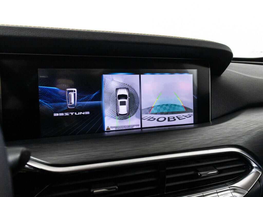 FAW Bestune T77, 2023 Фото №15