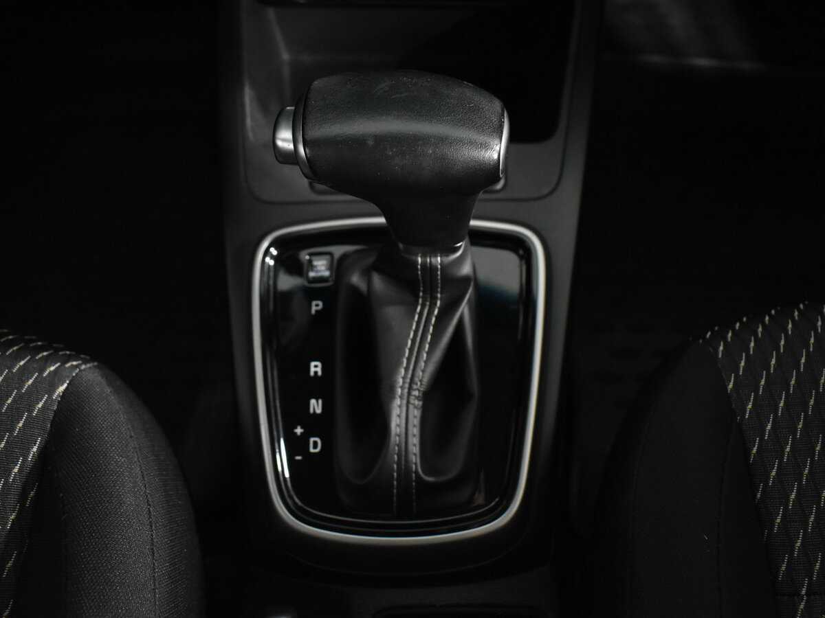 Kia Rio, 2017 Фото №17