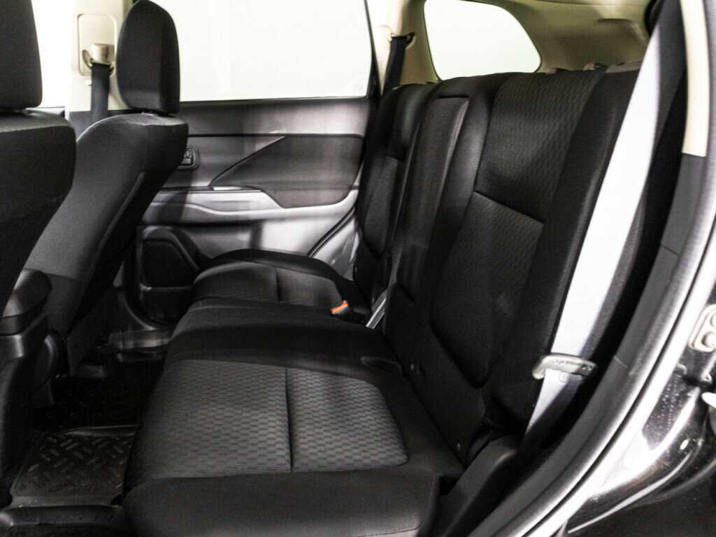 Mitsubishi Outlander, 2014 Фото №8