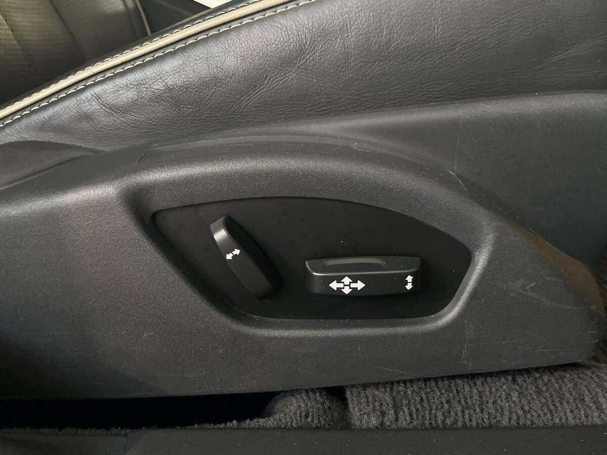 Volvo XC70, 2012 Фото №32