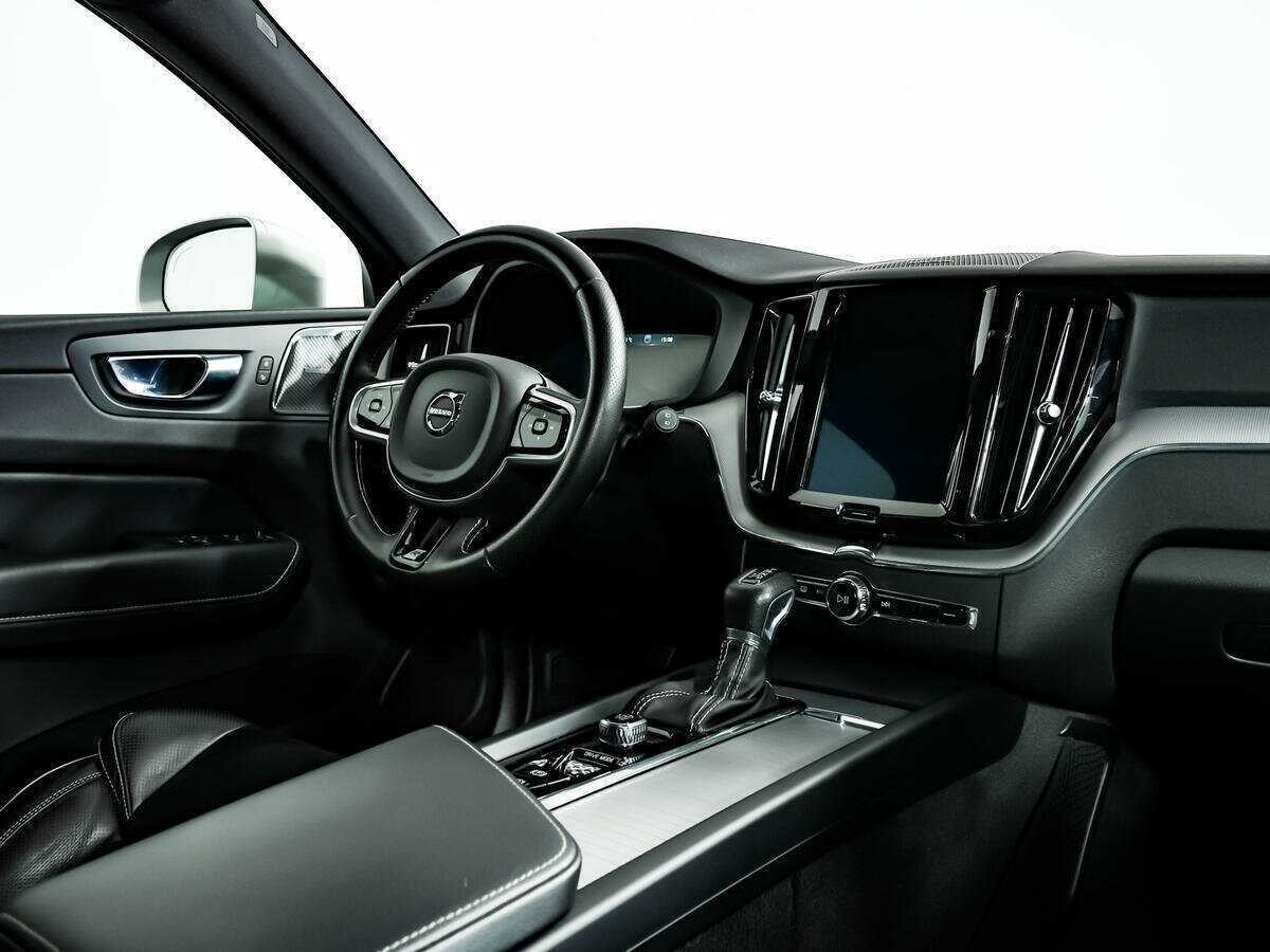 Volvo XC60, 2019 Фото №9