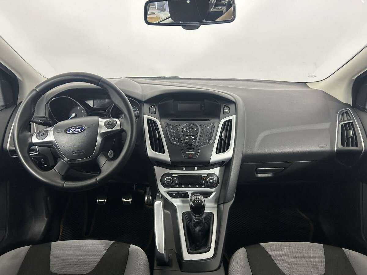 Ford Focus, 2013 Фото №7