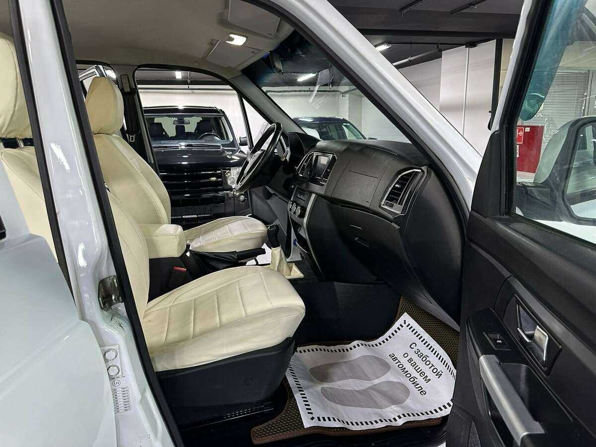 УАЗ Patriot, 2018 Фото №9