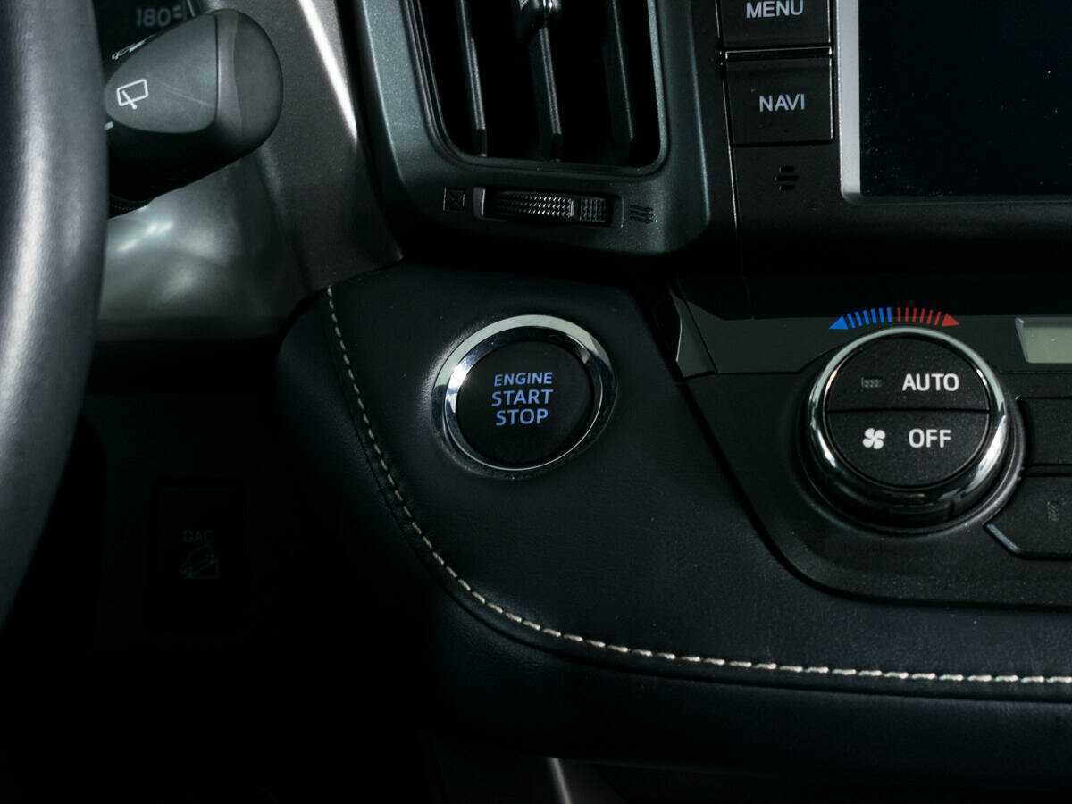 Toyota RAV4, 2019 Фото №18