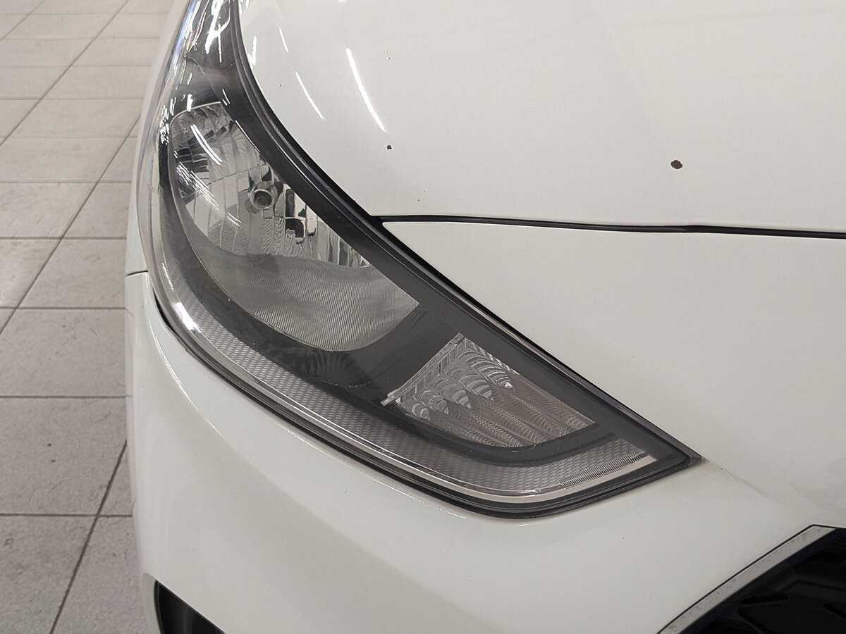 Hyundai Solaris, 2017 Фото №11