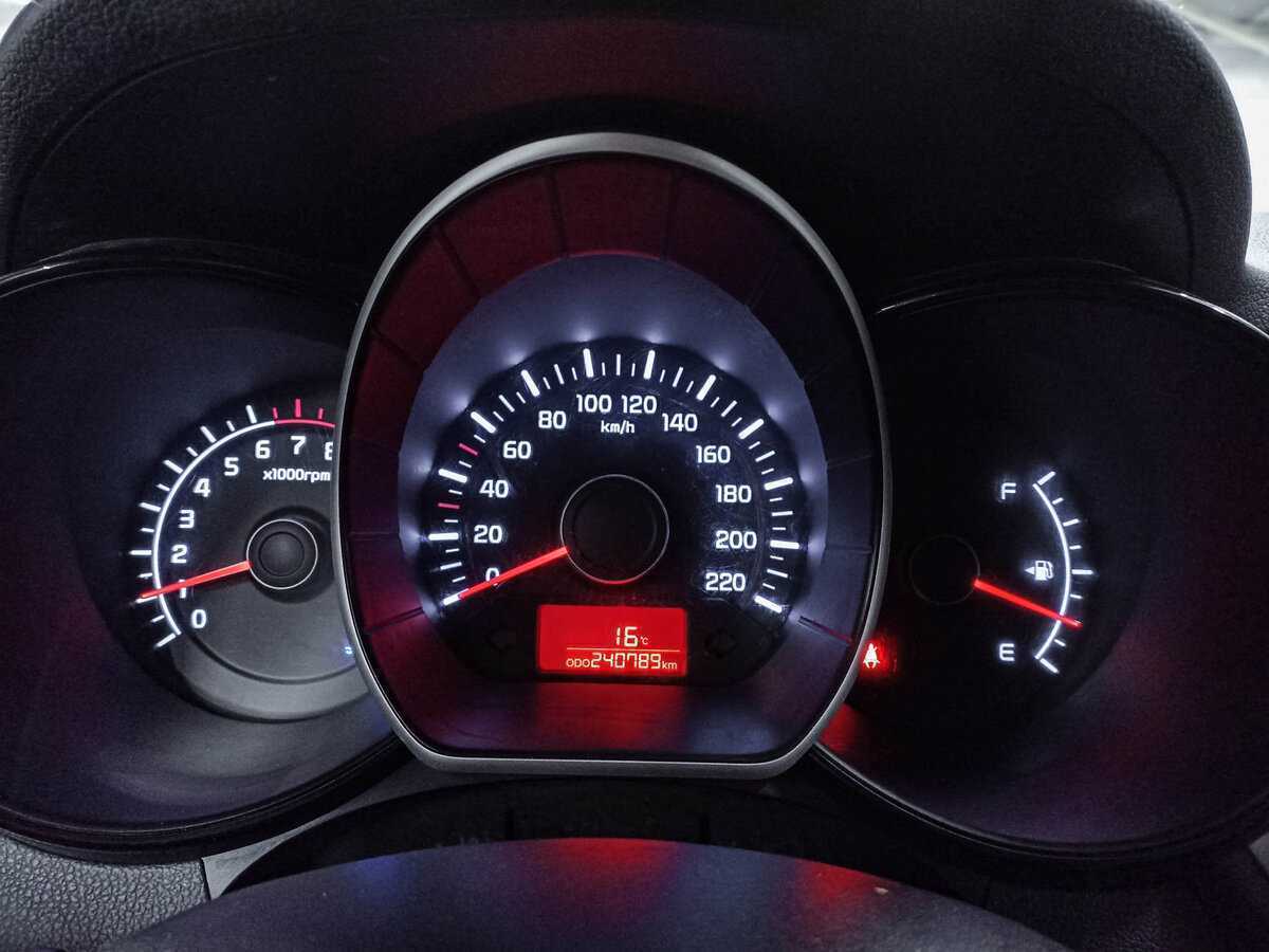 Kia Rio, 2014 Фото №13