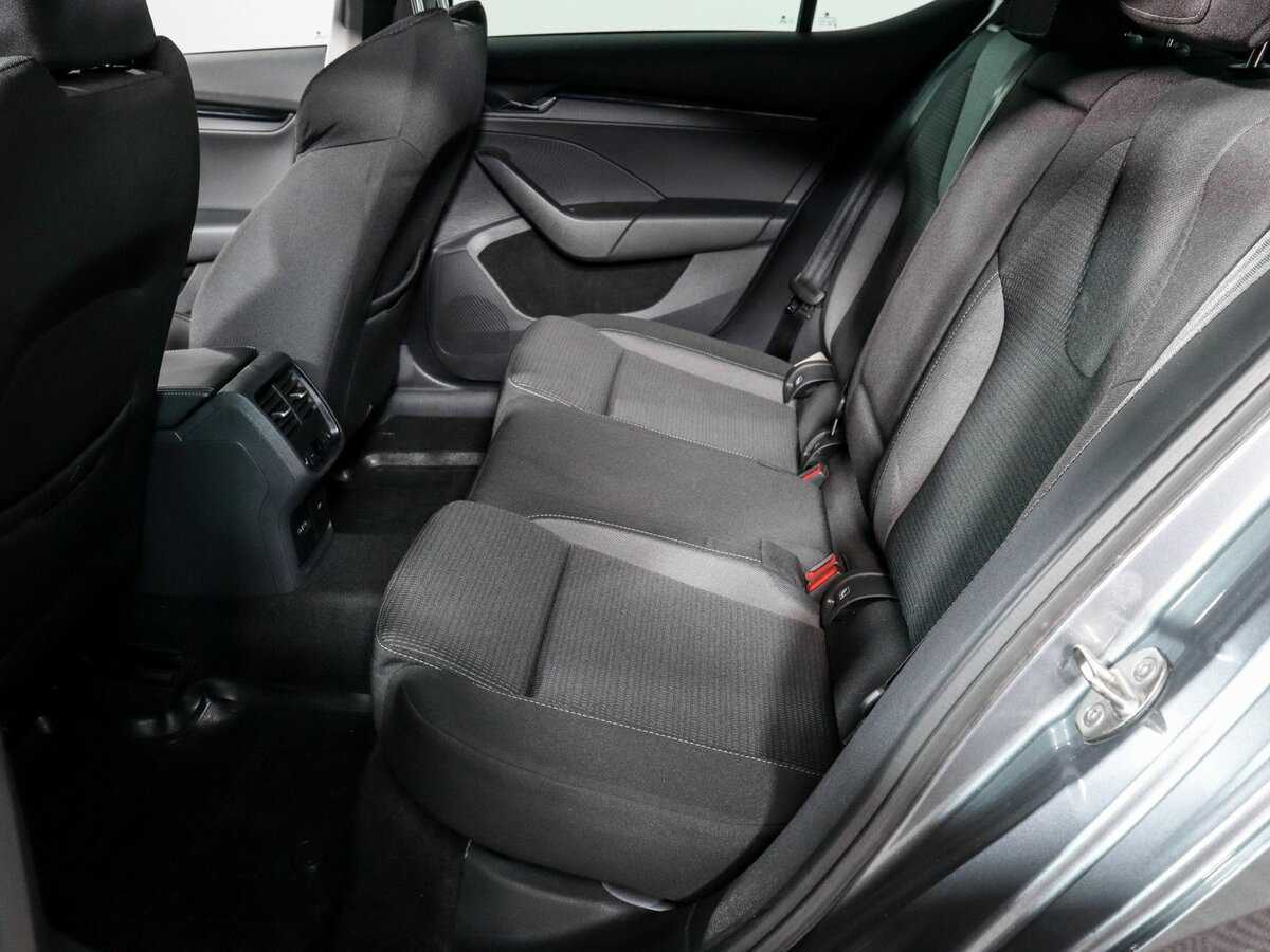 Skoda Octavia, 2021 Фото №7