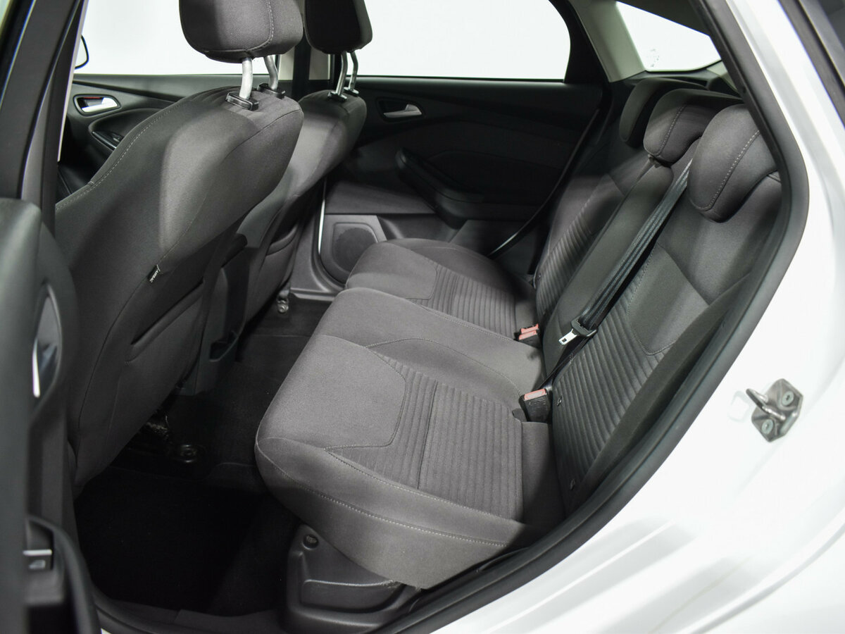 Ford Focus III Рестайлинг, 2017 Фото №12