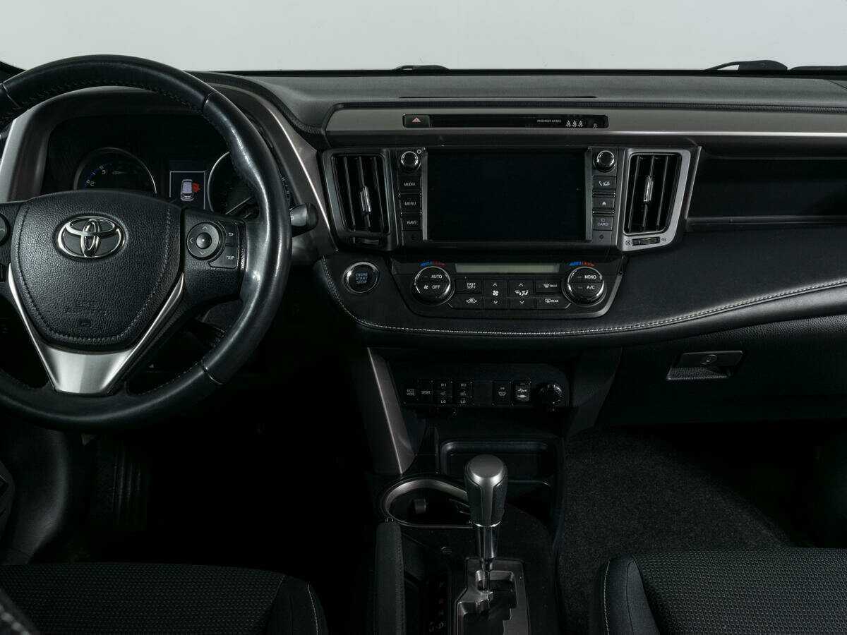 Toyota RAV4, 2018 Фото №10