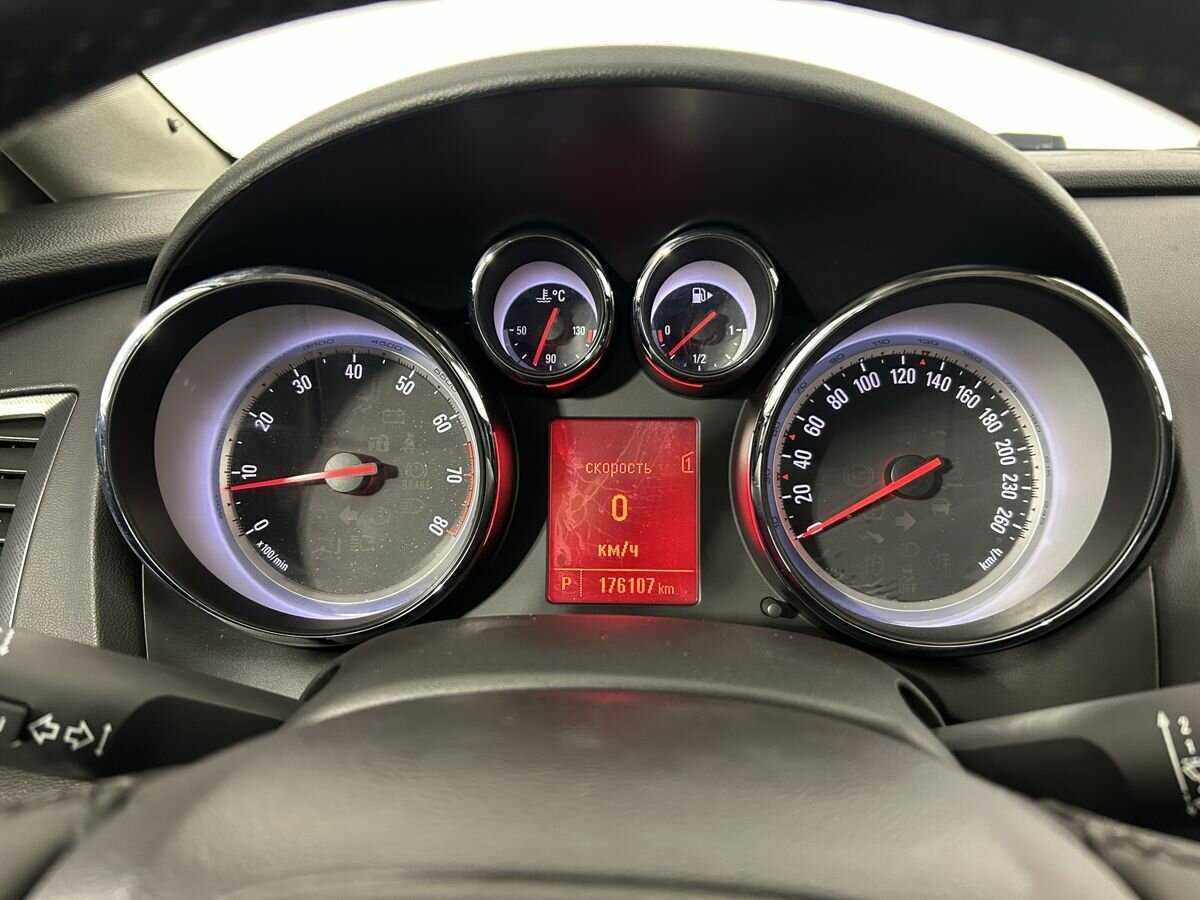 Opel Astra, 2012 Фото №11