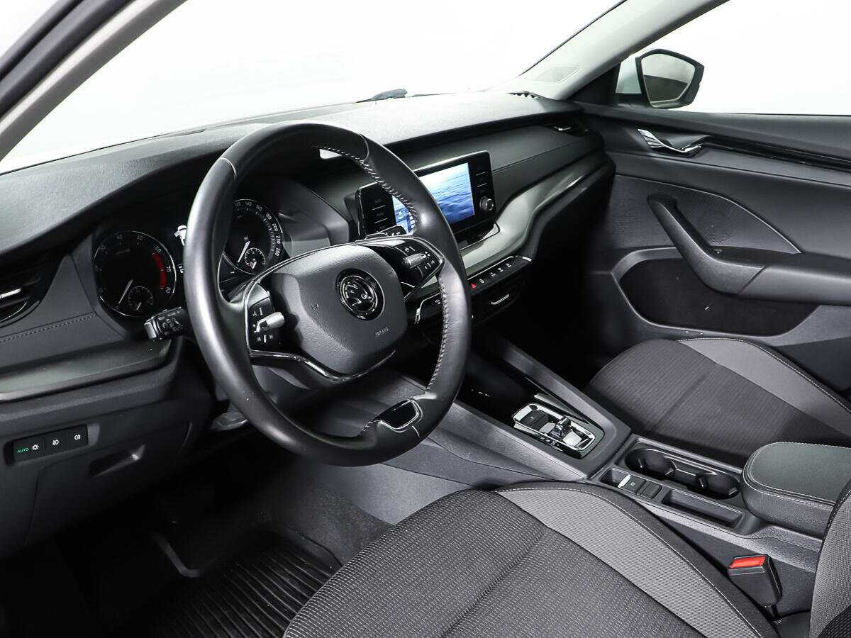 Skoda Octavia, 2021 Фото №13