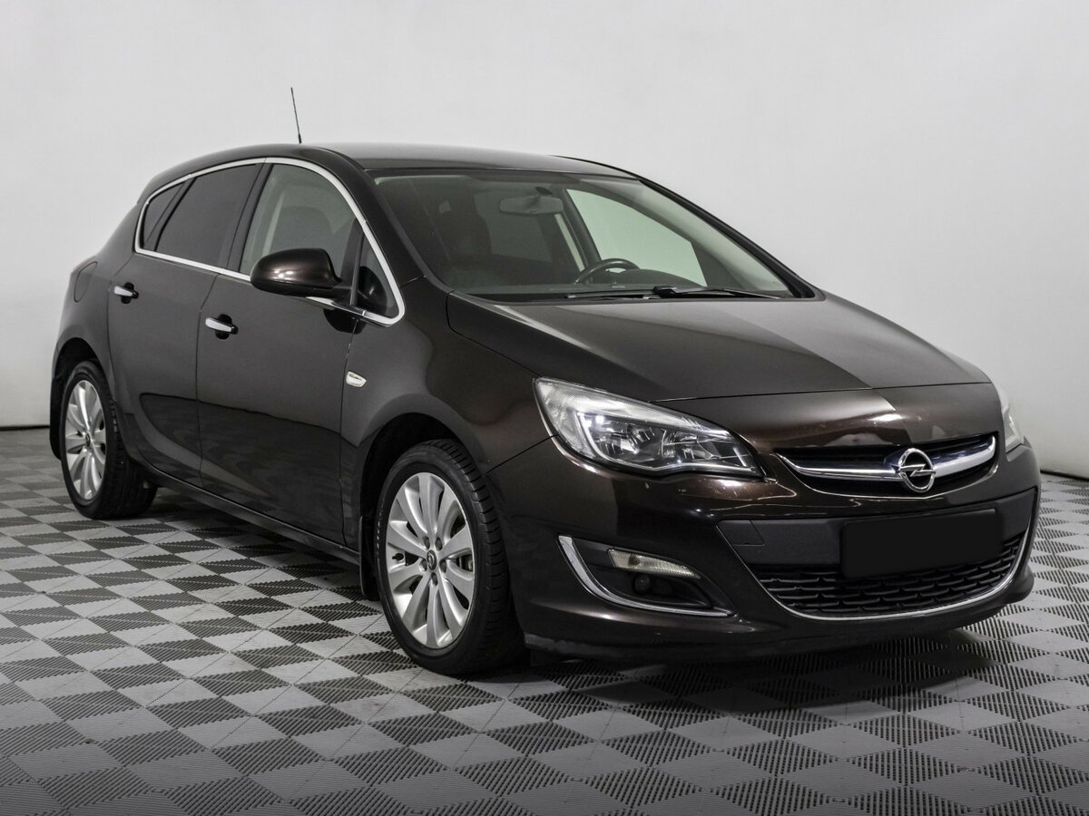 Opel Astra J Рестайлинг, 2013 Фото №3