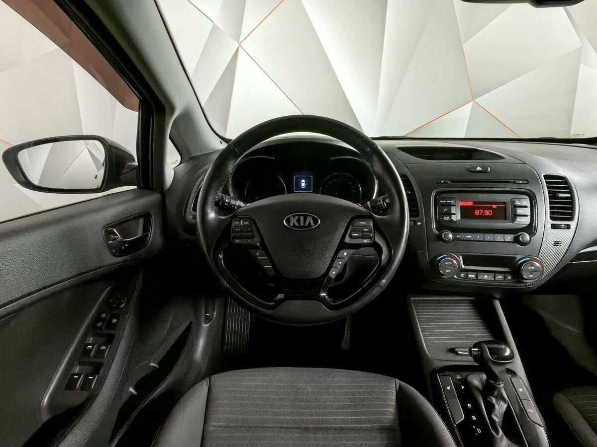 Kia Cerato, 2018 Фото №15