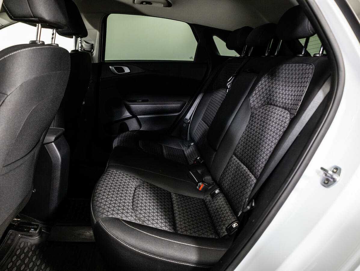 Kia Ceed, 2019 Фото №10