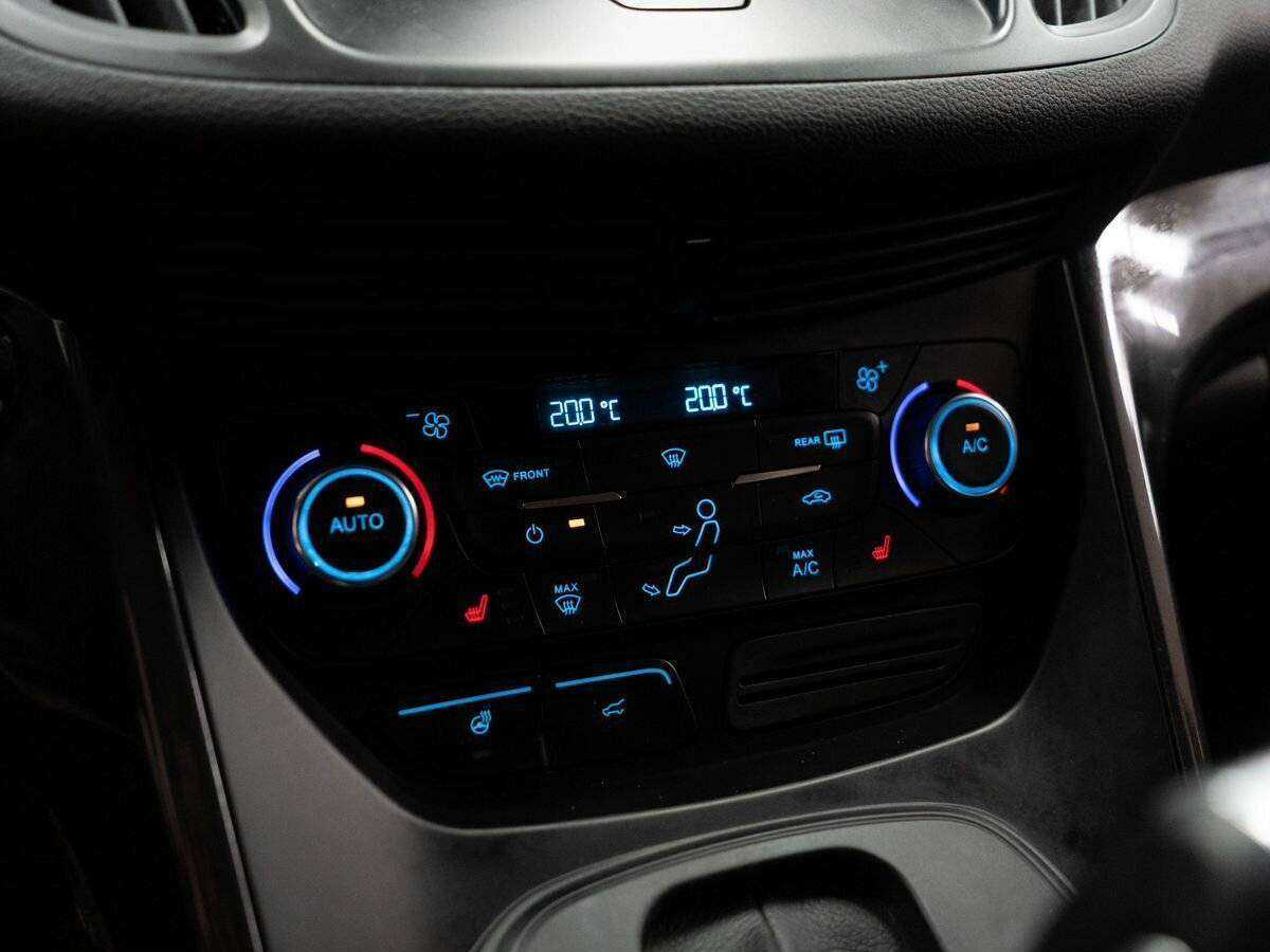 Ford Kuga, 2018 Фото №14