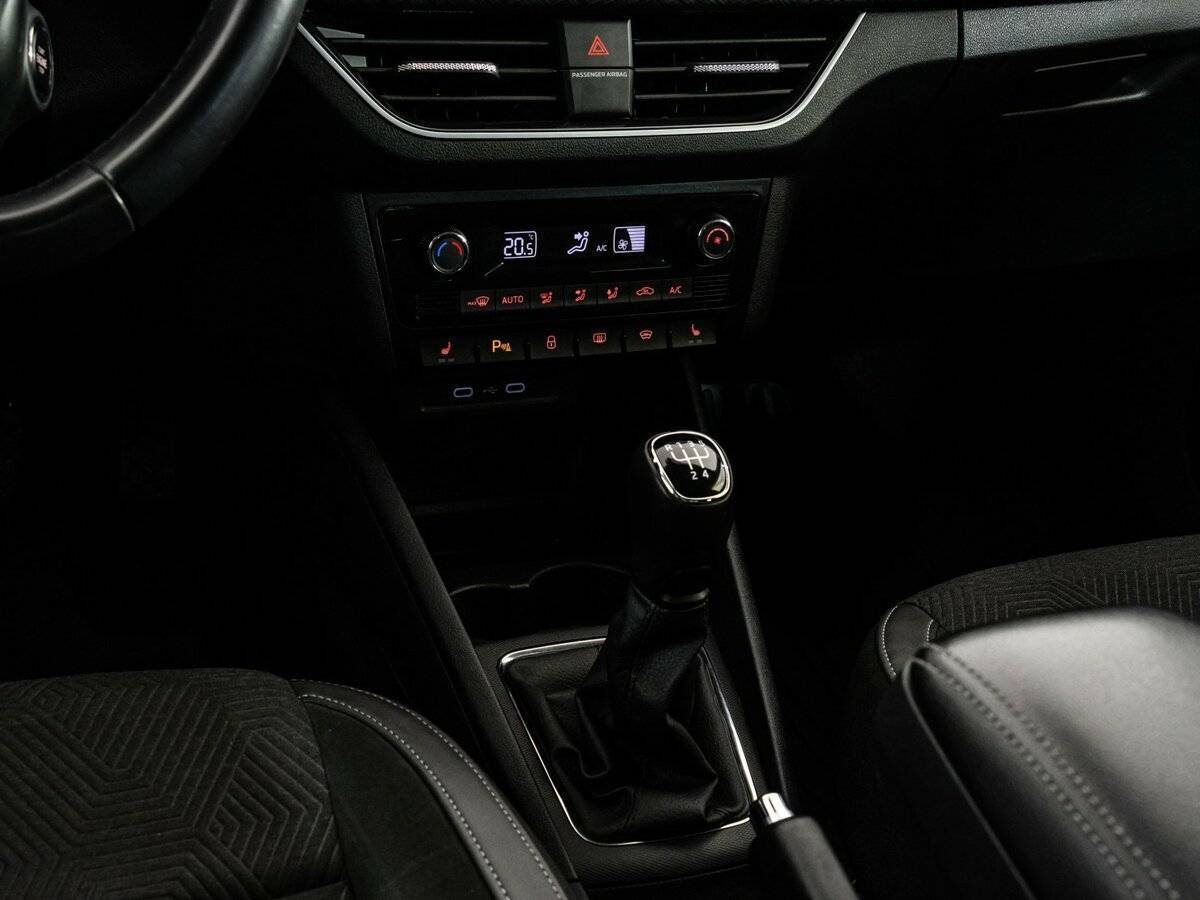 Volkswagen Polo, 2021 Фото №12