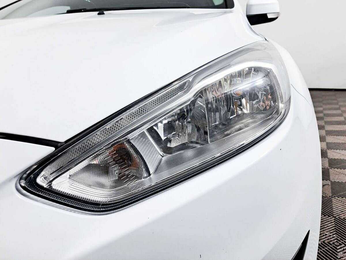 Ford Focus, 2018 Фото №14