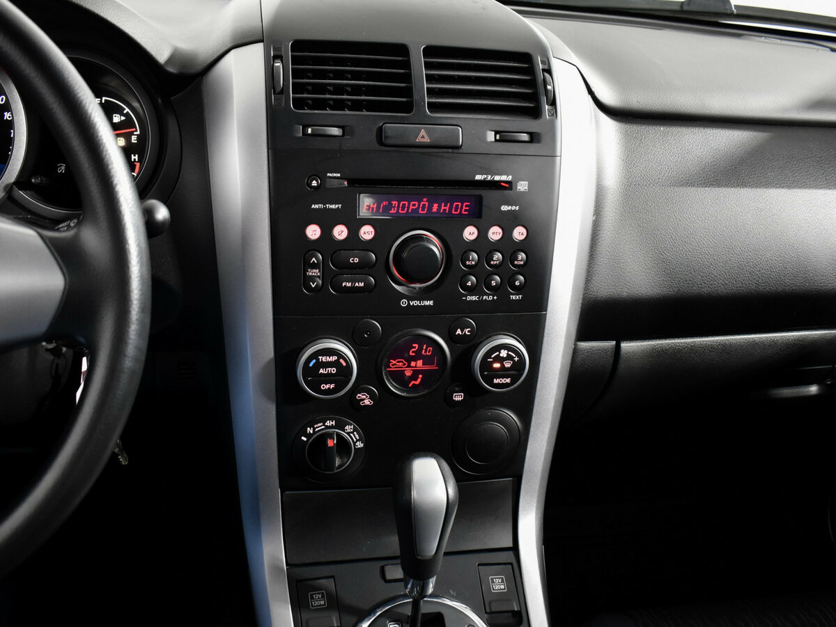 Suzuki Grand Vitara II Рестайлинг 2, 2014 Фото №15