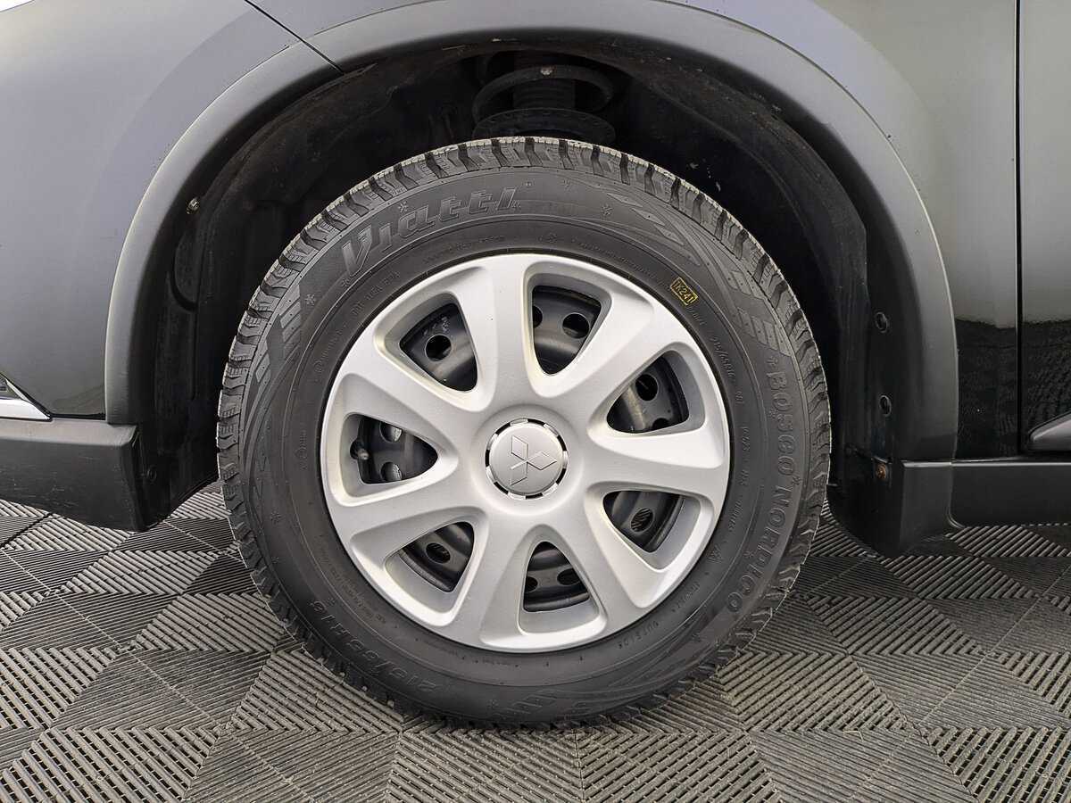 Mitsubishi Outlander, 2021 Фото №12