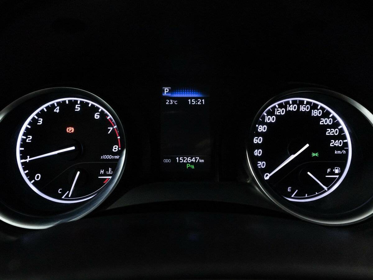 Toyota Camry, 2020 Фото №12