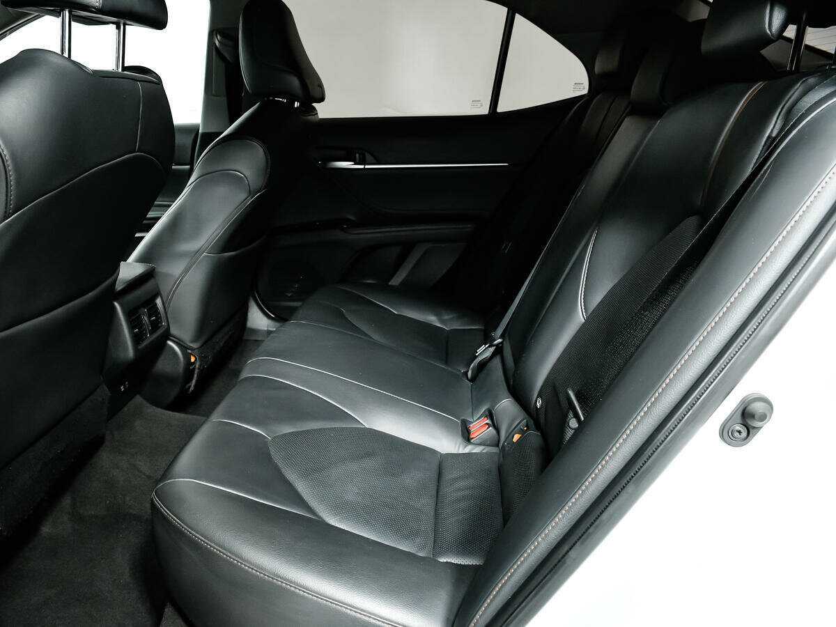 Toyota Camry, 2019 Фото №10