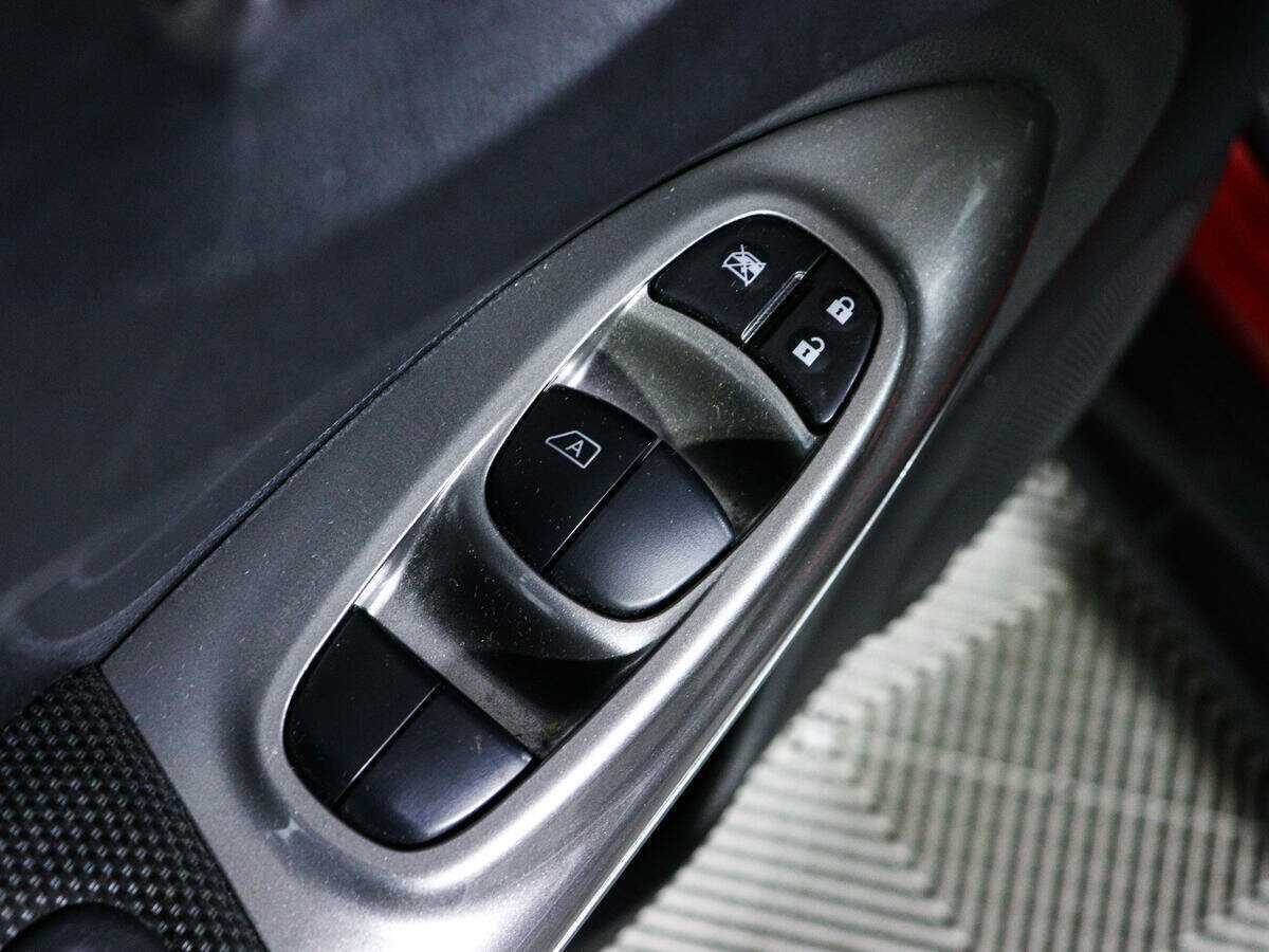 Nissan Juke, 2014 Фото №17