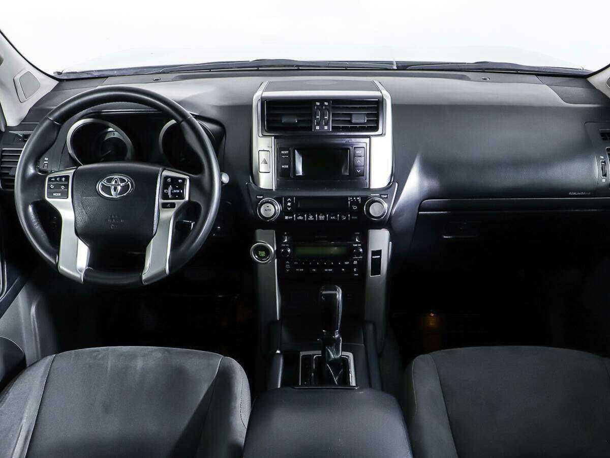 Toyota Land Cruiser Prado, 2012 Фото №11