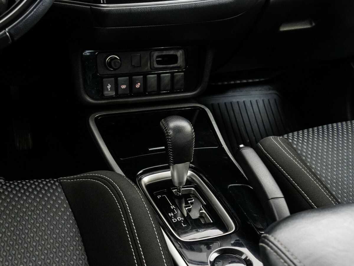 Mitsubishi Outlander, 2020 Фото №12