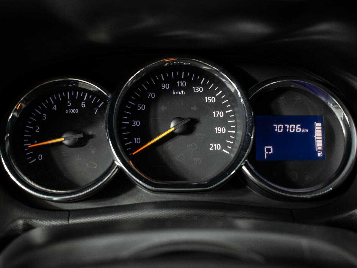 Renault Duster, 2015 Фото №12