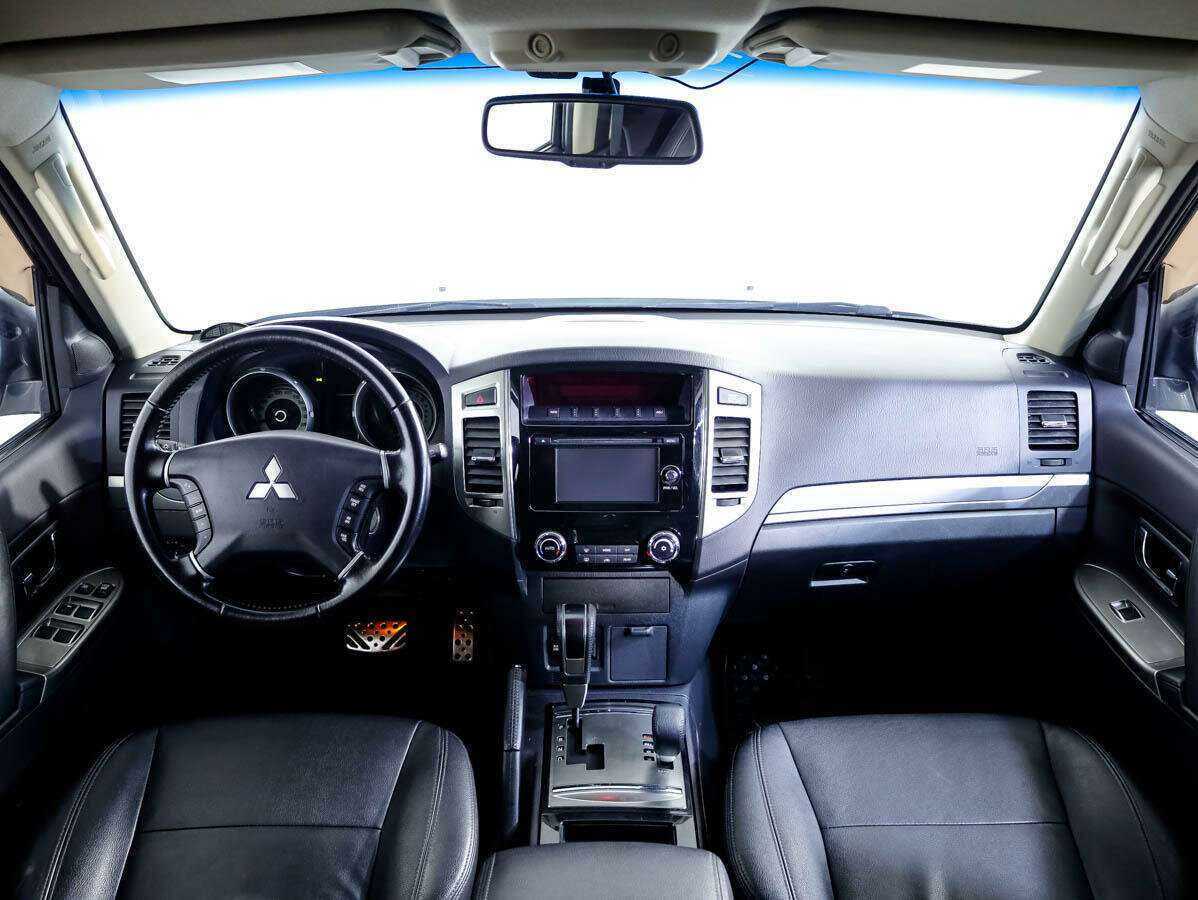 Mitsubishi Pajero, 2014 Фото №9