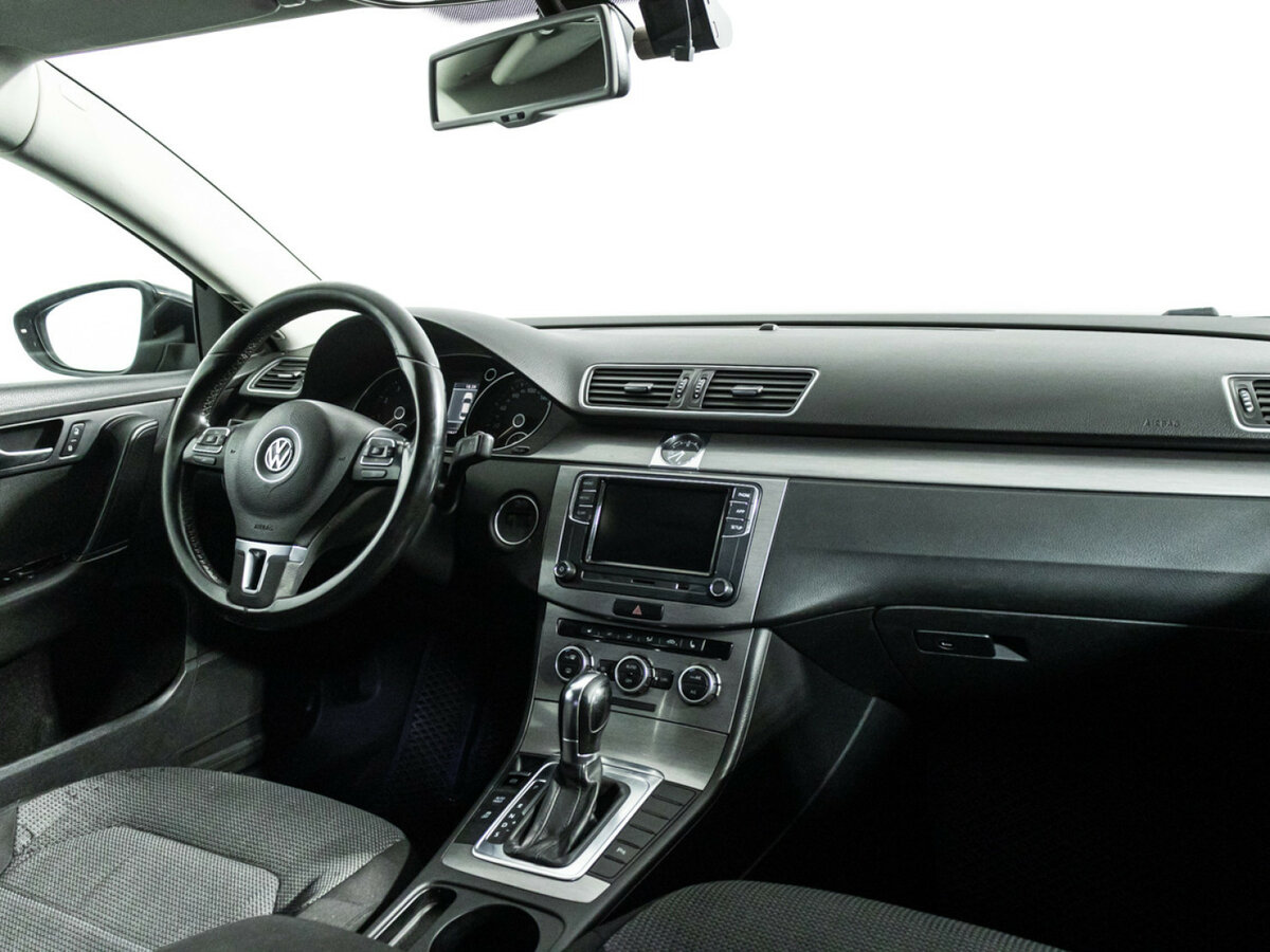 Volkswagen Passat B7, 2012 Фото №8