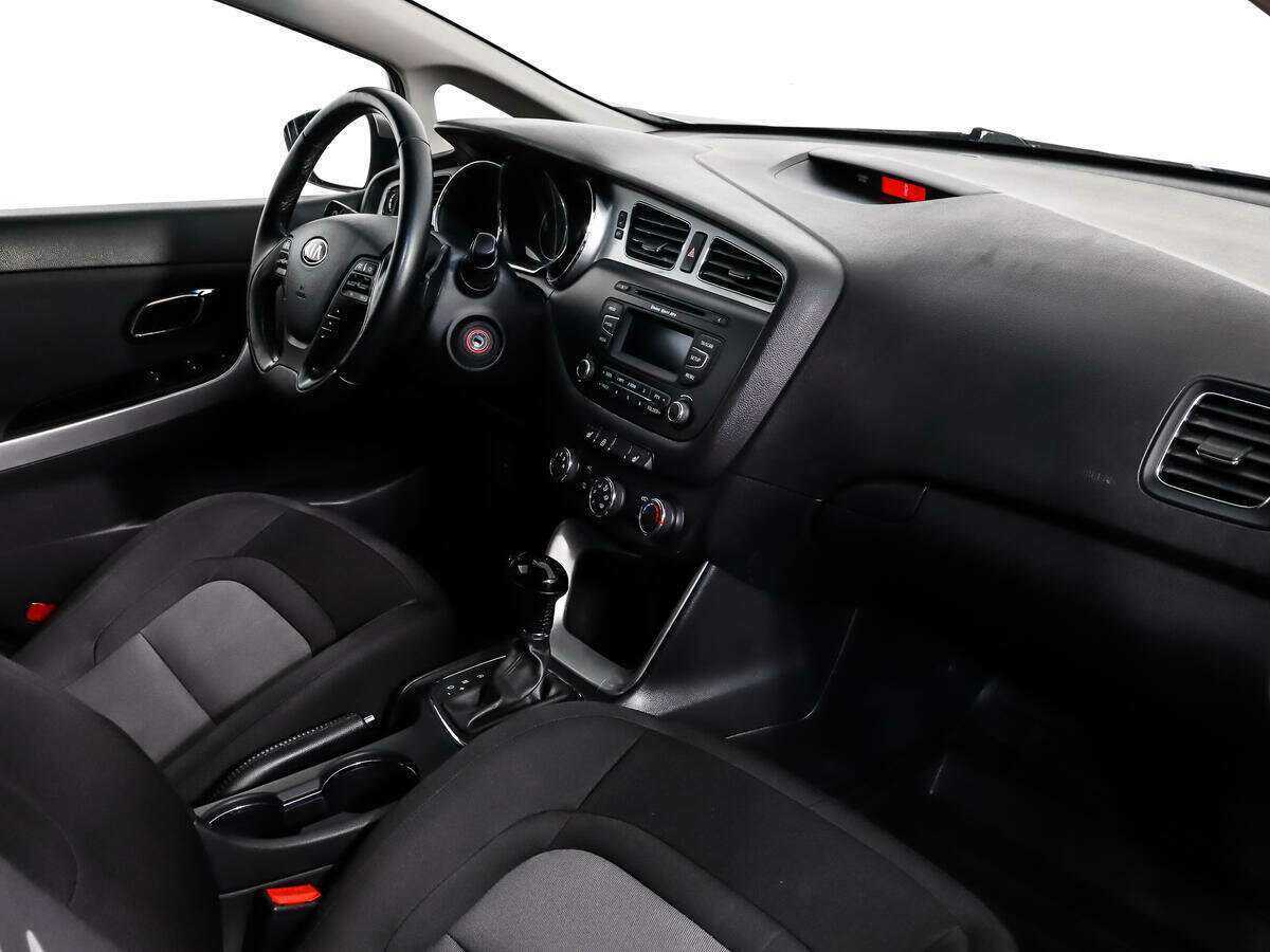 Kia Ceed, 2015 Фото №11