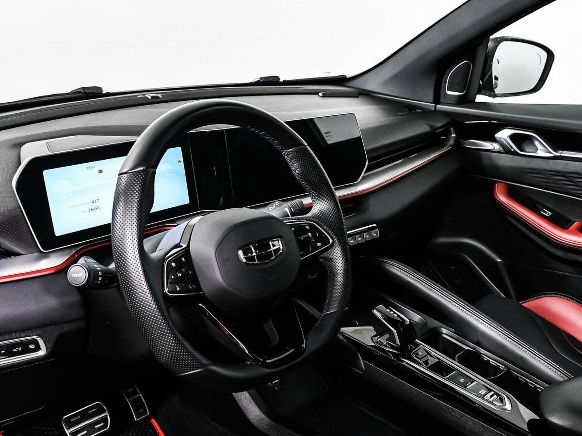 Geely Coolray, 2023 Фото №12