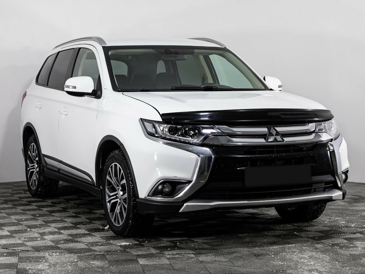 Mitsubishi Outlander III Рестайлинг 2, 2017 Фото №3