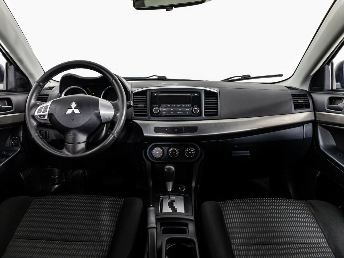 Mitsubishi Lancer X Рестайлинг, 2012 Фото №8