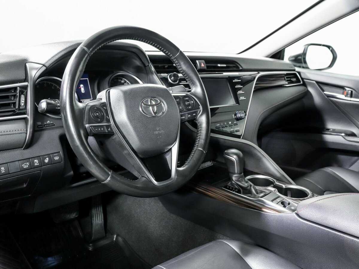 Toyota Camry, 2019 Фото №14
