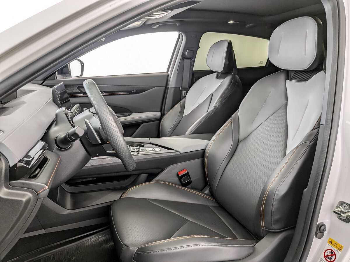 Changan UNI-V, 2023 Фото №18