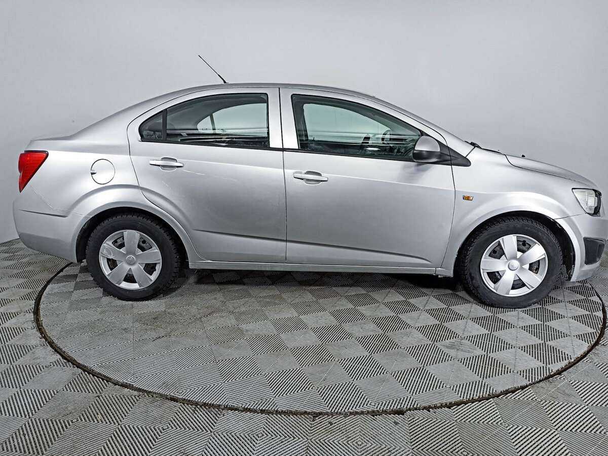 Chevrolet Aveo, 2013 Фото №4