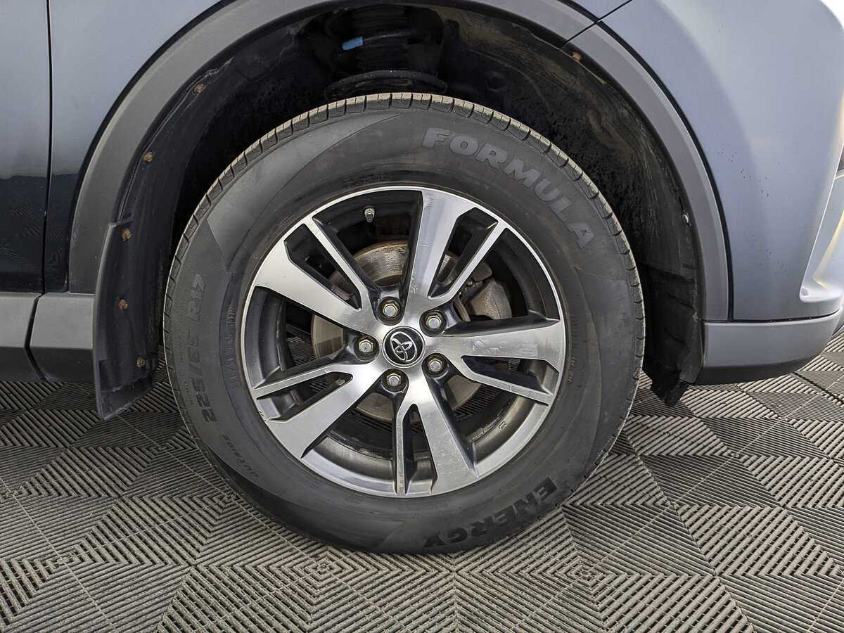 Toyota RAV4, 2017 Фото №11