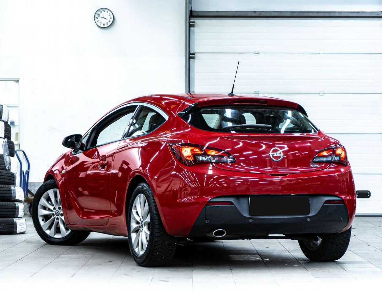 Opel Astra GTC, 2012 Фото №4