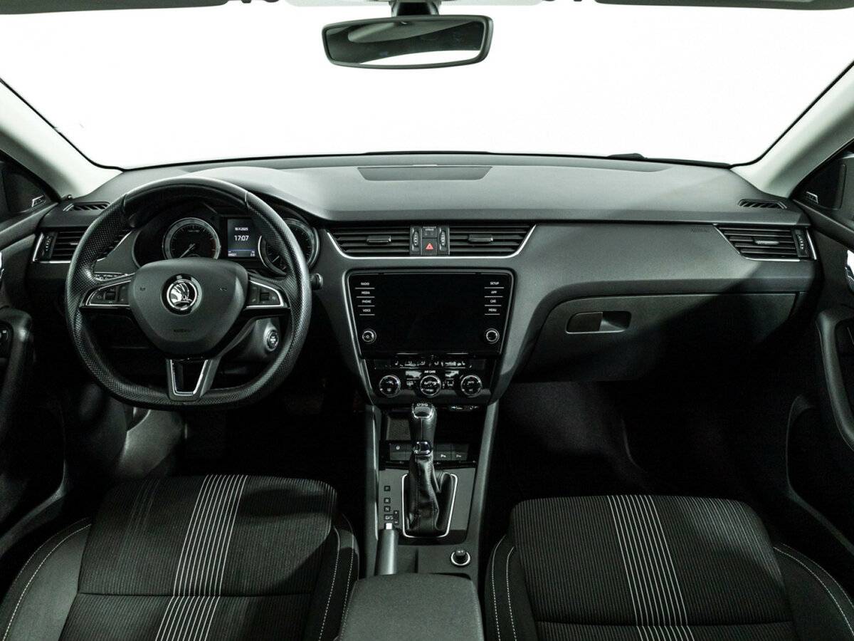 Skoda Octavia III (A7) Рестайлинг, 2017 Фото №13