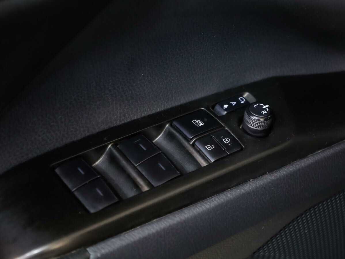 Toyota Camry, 2022 Фото №16